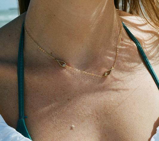 DAG necklace