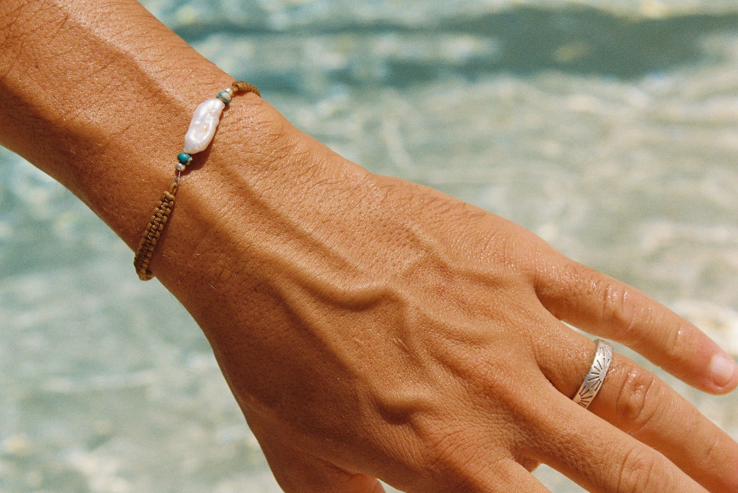 SINGLE PEARL BRACELET