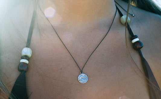 Macrame DOLPHINS NECKLACE